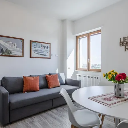Apartamento Licia & Tonino Near The Station Lecce